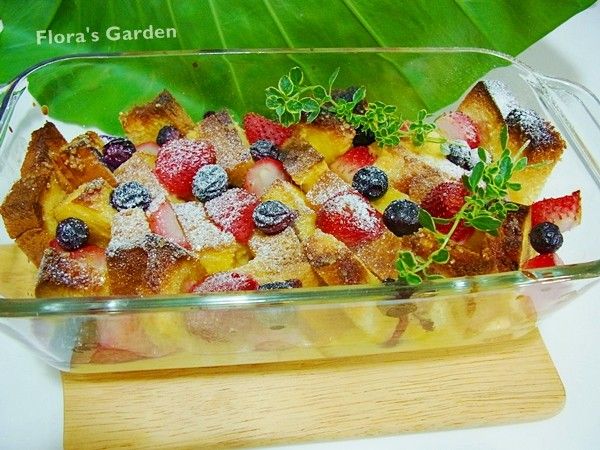 蜜糖吐司莓果麵包布丁