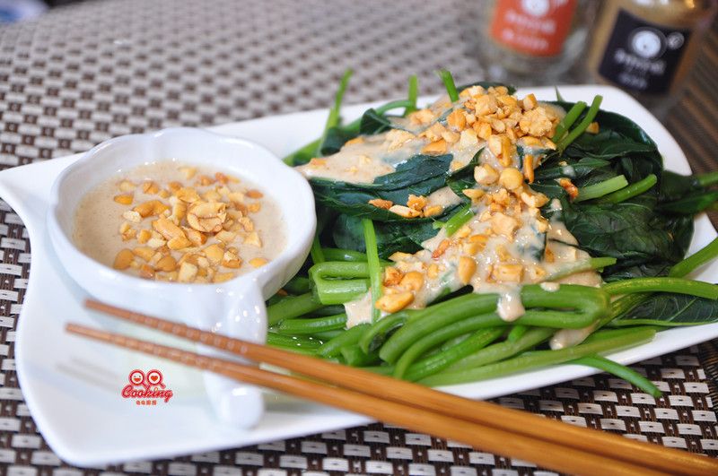 【黑鼎傳奇】椒麻花生芝麻醬淋地瓜葉