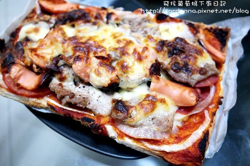 明太子魚香腸香料豬肉PIZZA