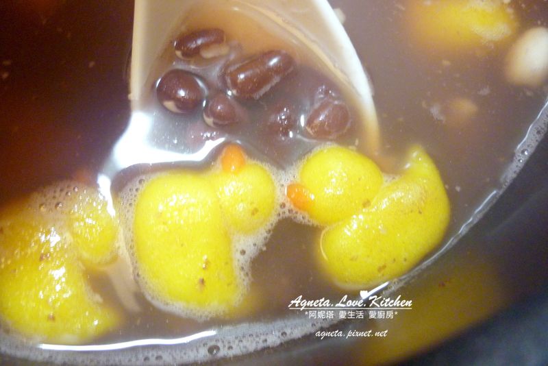 [阿妮塔♥sweet] 黃色小鴨湯圓(南瓜)。