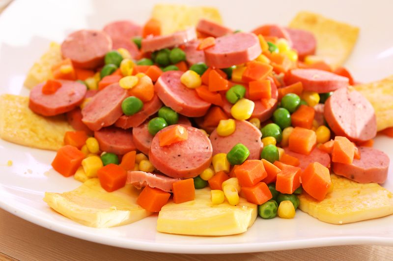 玉子臘腸豆腐