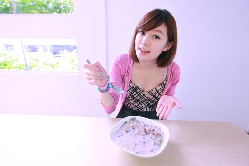 牛奶菠菜粥 顧眼睛滿分!