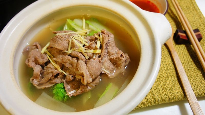 偽●羅東夜市阿灶伯：當歸羊肉湯