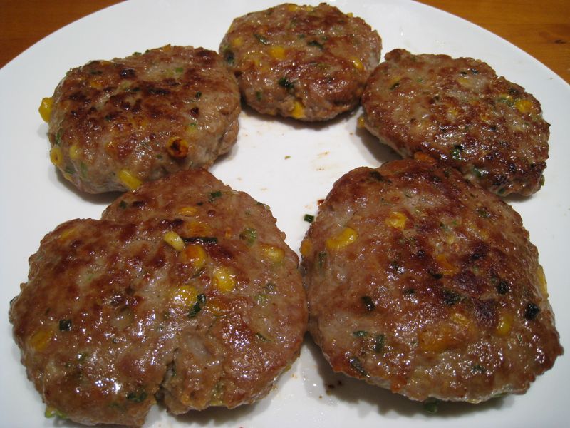 【粉豬兒】玉米煎肉餅