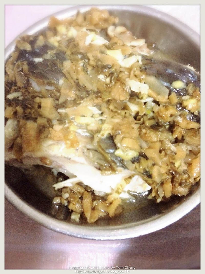梅菜蒸鯇魚腩