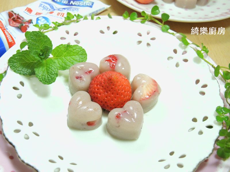 草莓煉奶QQ軟糖【草莓就愛鷹牌煉奶】