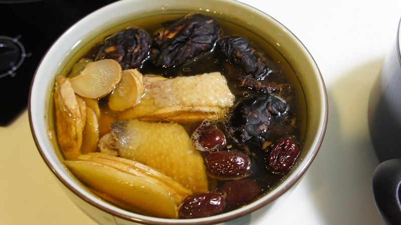 電鍋版香菇雞湯