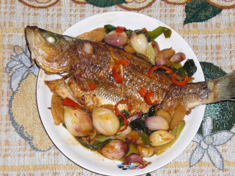 蒜香燒魚