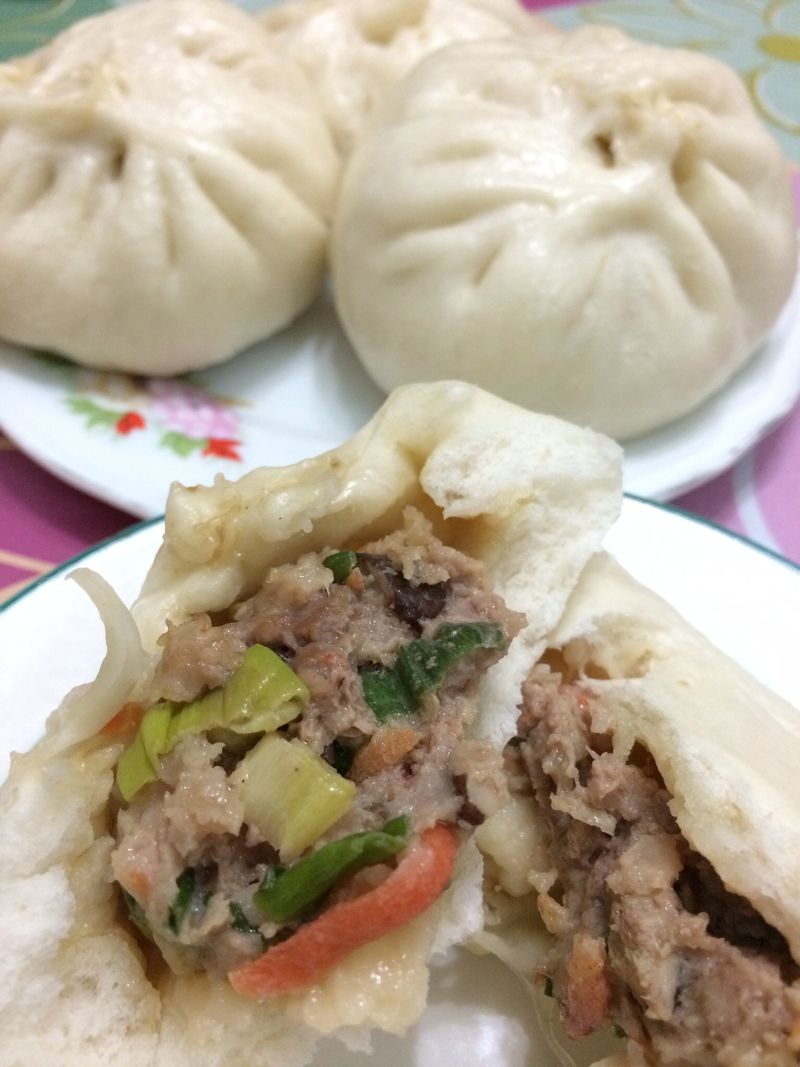 香菇蔥肉包子