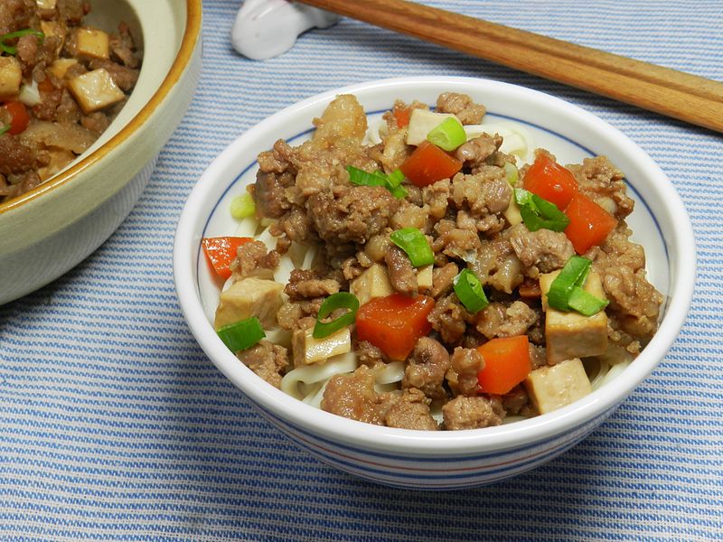 甘甜炸醬麵