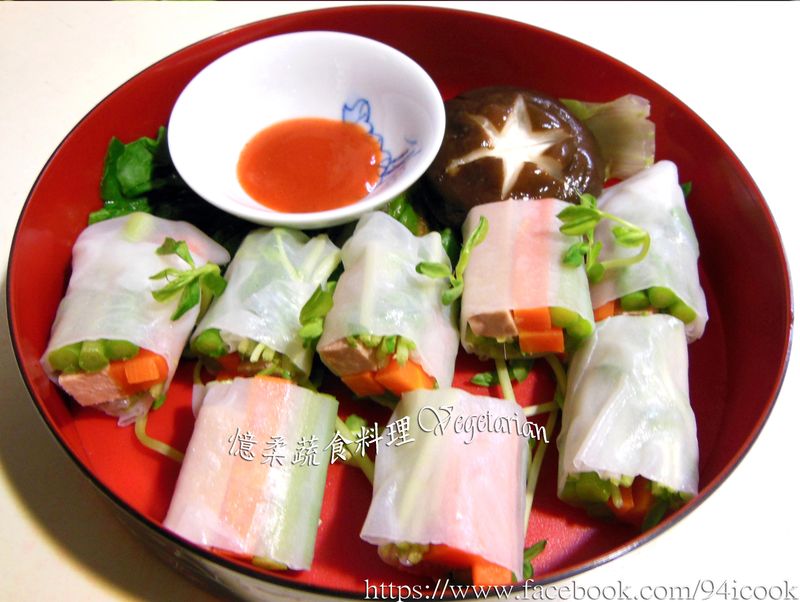 ♥憶柔蔬食♥素食餐盒~握壽司.越南粉皮捲