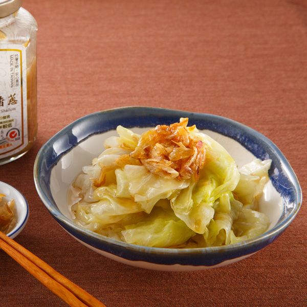 燙高麗菜配鵝油香蔥