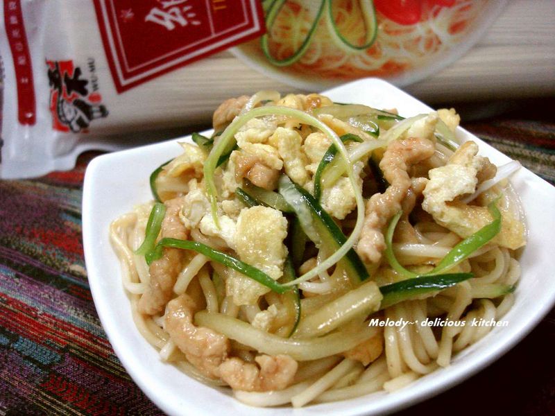 京醬肉絲拌麵