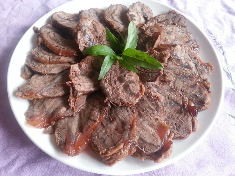 滷牛腱