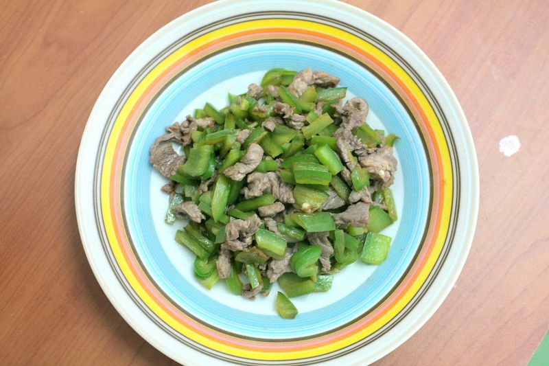 [小湯的美味食譜] 青椒快炒牛肉  Tefal特福炒鍋實作