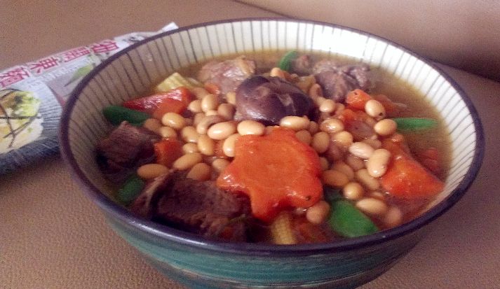 黃豆燒牛腩麵【五木麵條】