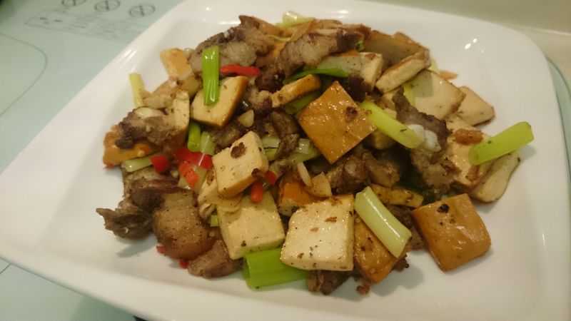 鹹豬肉炒豆干