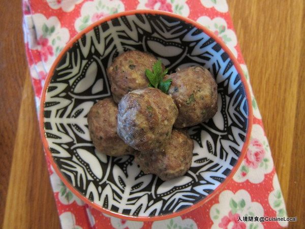 老少咸宜的義式牛肉丸子 {Italian Meatballs}