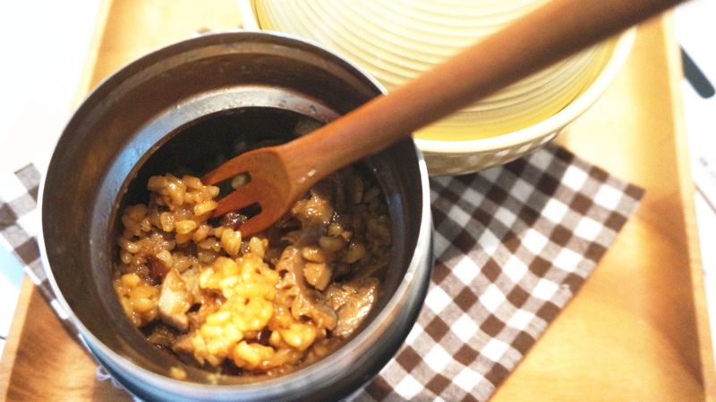 免蒸免顧保溫燜燒杯油飯--布朗閣樓