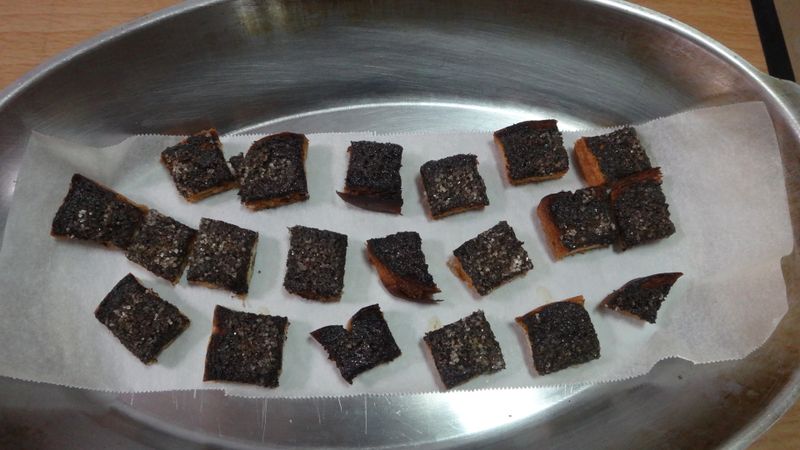我不是米血糕之芝麻吐司