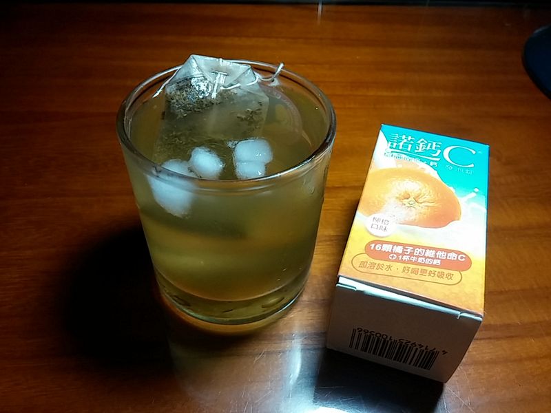 橙香綠茶『諾鈣C發泡錠』