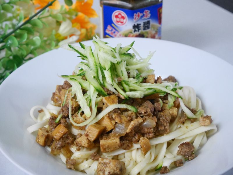 炸醬麵『牛頭牌端午好香拌』