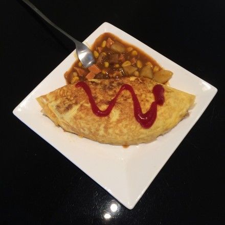 咖喱蛋包飯