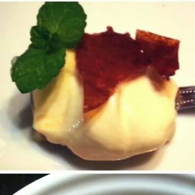 沒有噴槍也能作出烤布蕾上的脆焦糖