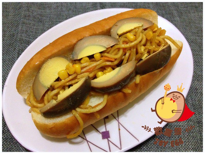 歡喜蛋日式炒麵麵包