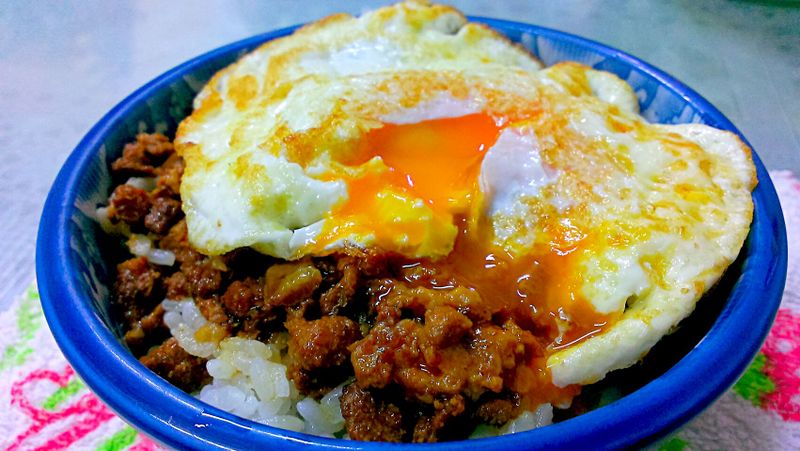 黃金魯肉飯