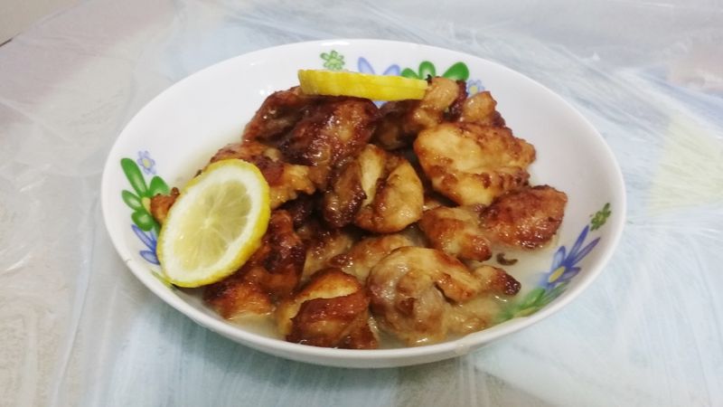 開胃的檸檬煎雞扒。