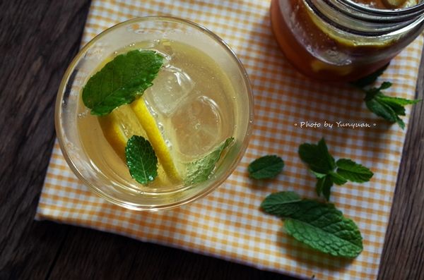 。夏日飲品。薑片檸檬漬蜂蜜