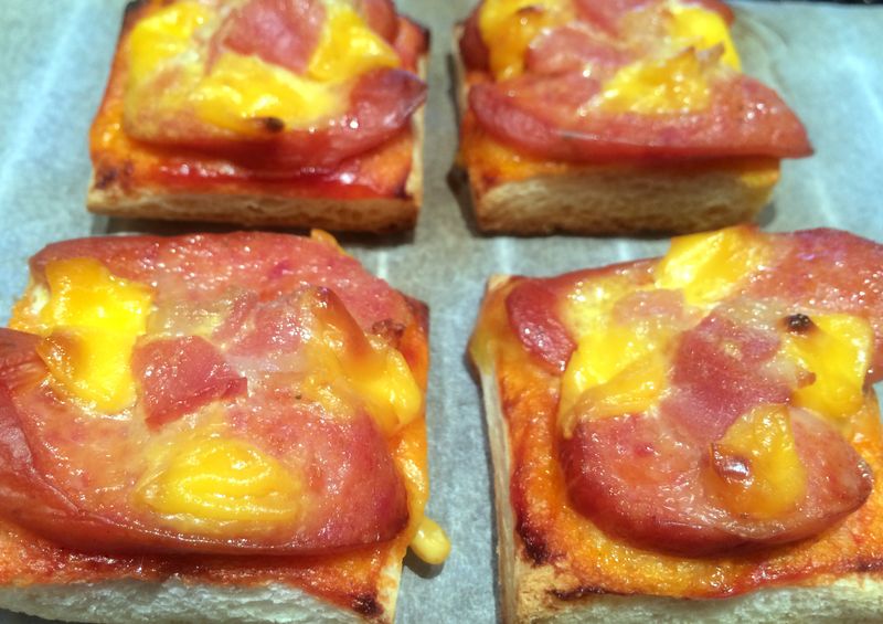 簡易迷你披薩MiniPizza