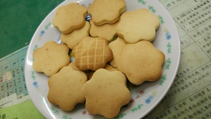 小烤箱之超好吃超簡單の蛋黃餅乾