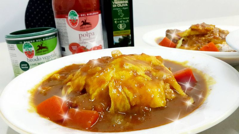 有機尼諾番茄牛肉咖哩蛋包飯