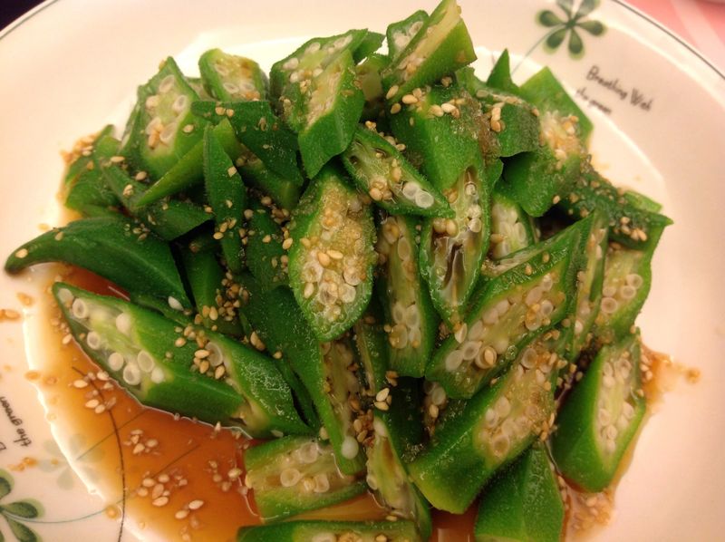 芝麻醬秋葵