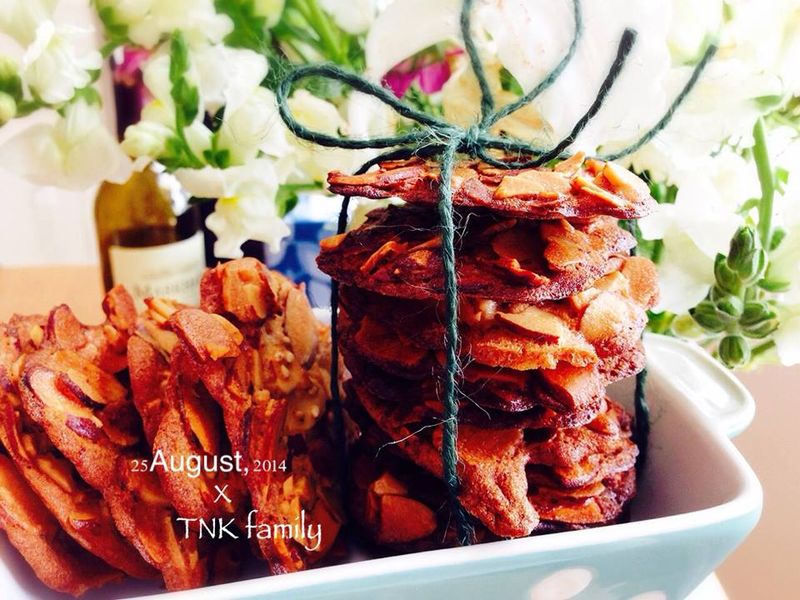 杏仁瓦片.Mrs TNK