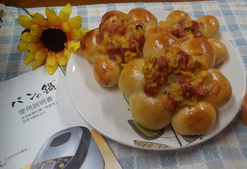 玉米熱狗麵包--パンの鍋（胖鍋）製麵包機