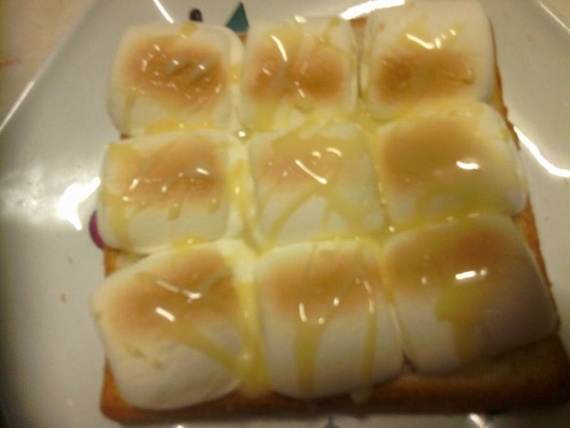 棉花糖煉乳吐司