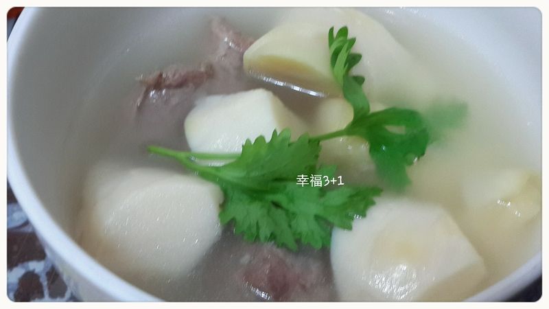 竹筍排骨湯