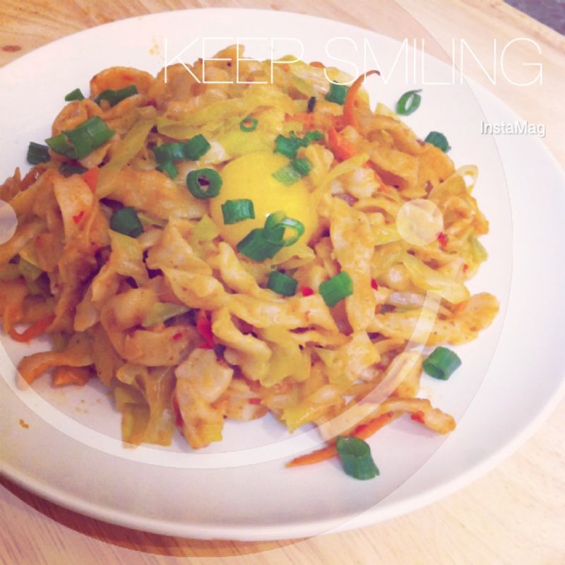 麻辣三鮮炒麵
