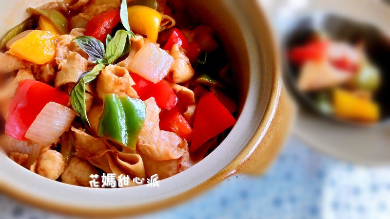 醣醋彩椒麵腸