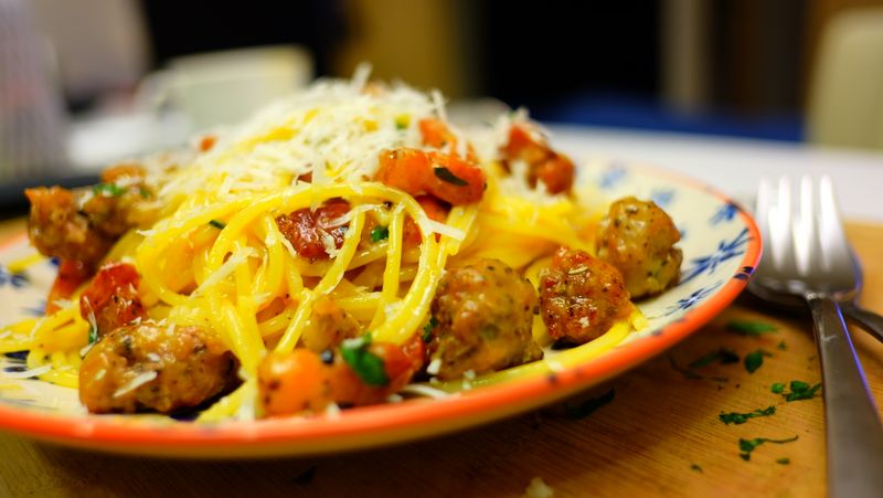 [A cook] 義大利香腸培根蛋黃麵