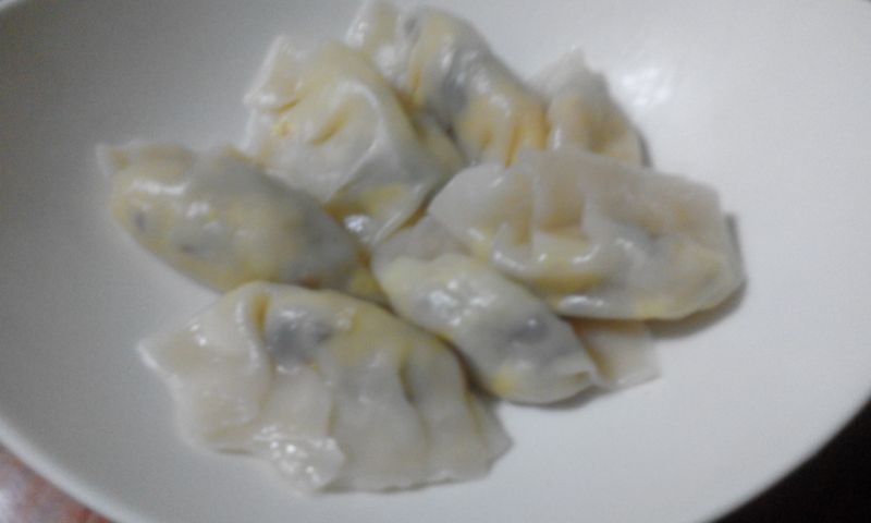 香菇炒蛋水餃