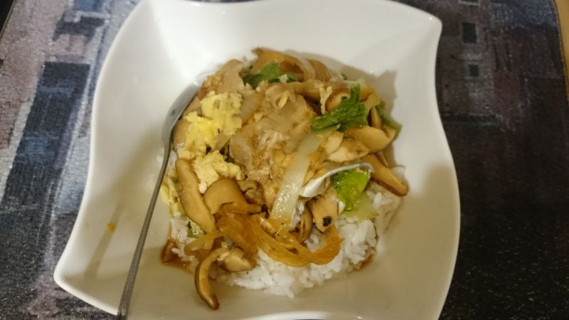 翁媽媽的~虱目魚蓋飯