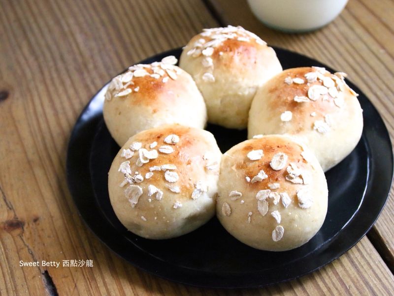 燕麥花朵麵包