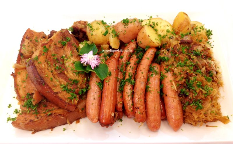 法式酸菜豬肉香腸鍋Choucroute