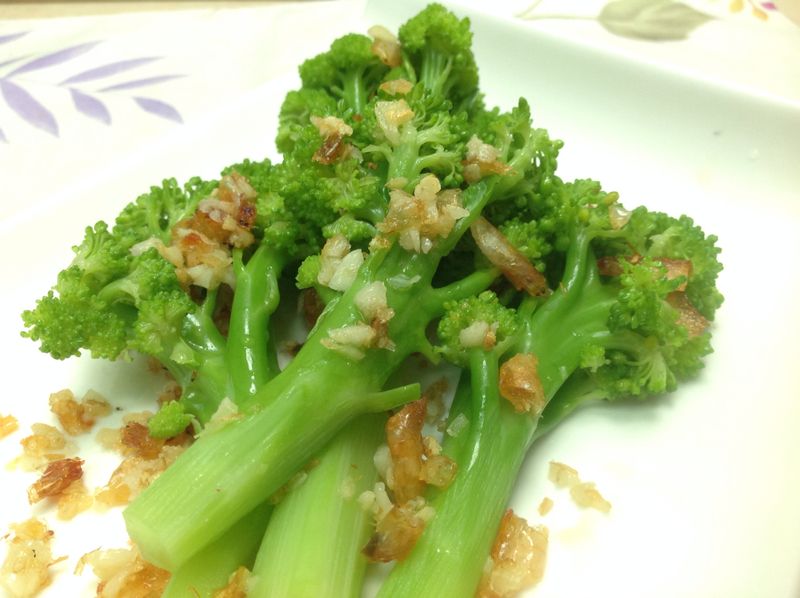 蒜香櫻花蝦青花筍（家樂福廚神大賽）