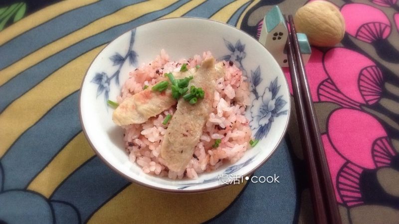 松板紅麴飯