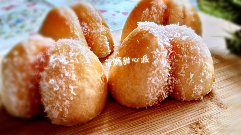 草莓麵包